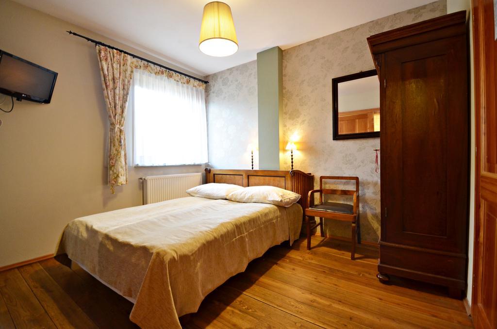 Dom Na Rozcesciu Bed & Breakfast Koniaków Екстериор снимка