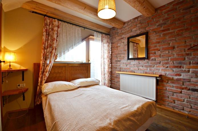 Dom Na Rozcesciu Bed & Breakfast Koniaków Екстериор снимка